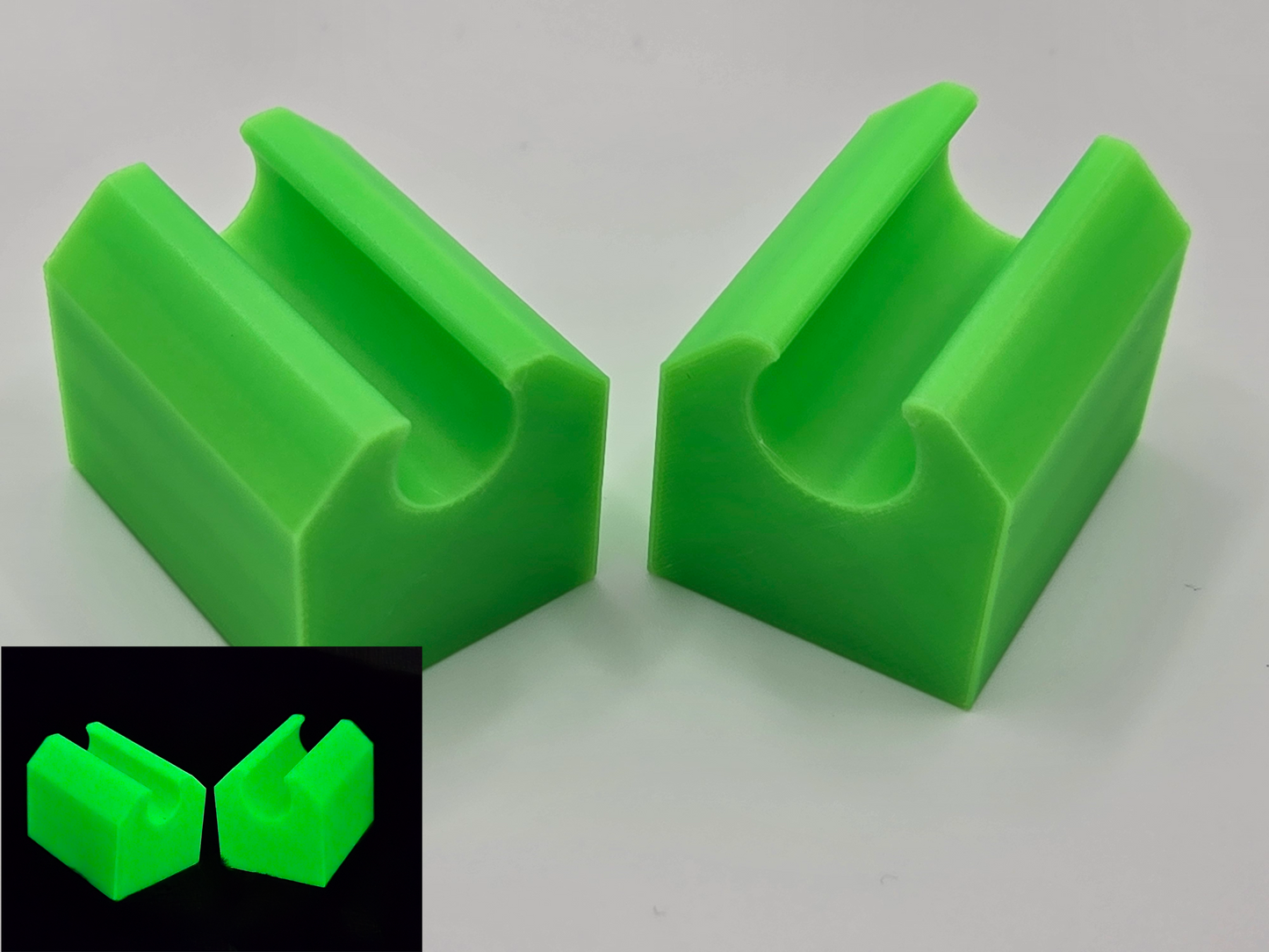 Padlock Plug Holders (2 Sizes)