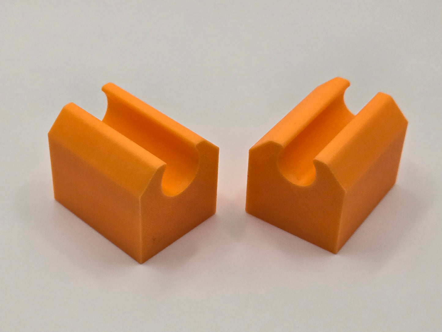 Padlock Plug Holders (2 Sizes)